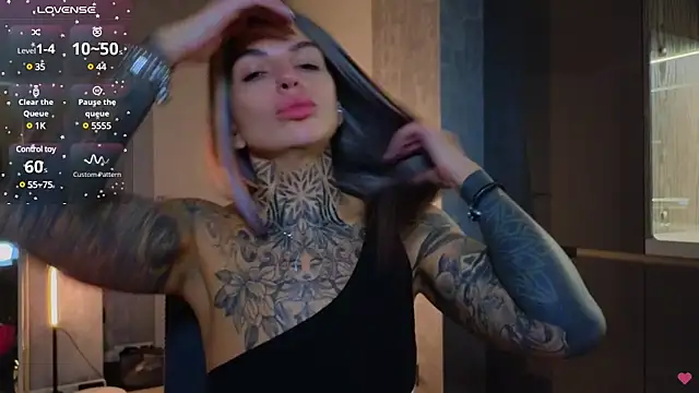 tattooedBabyy online show from February 18, 4:48 pm