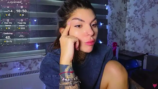 tattooedBabyy online show from March 19, 11:28 am