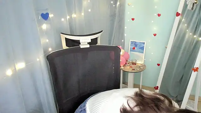 Lexy flower online show from March 19, 7:40 am