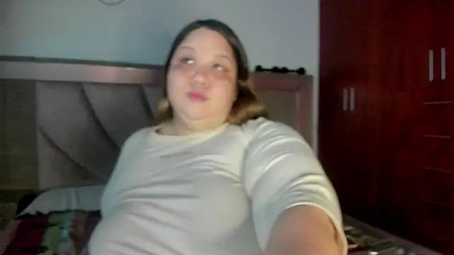 Venus queenn online show from December 17, 1:50 am