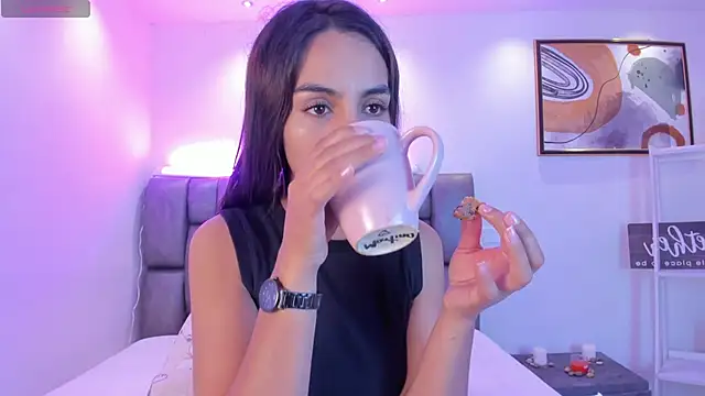 martina mancini online show from February 15, 12:54 pm