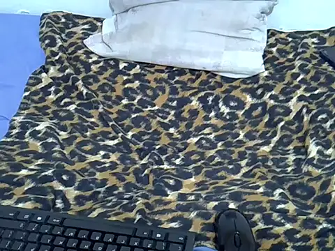 drowllie online show from November 7, 3:28 am