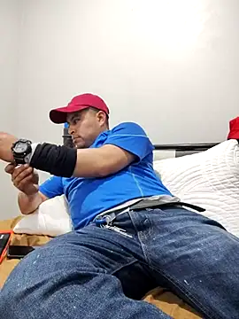 Potro23hotzen online show from November 11, 8:31 pm