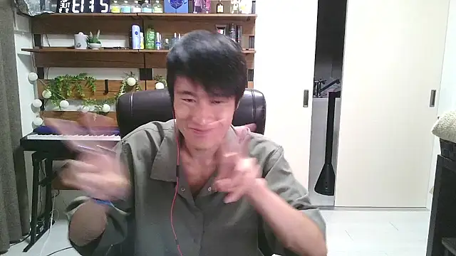 Snapshot of IroManager chatting on September 9, 12:15 pm IroManager online show from September 9, 12:15 pm