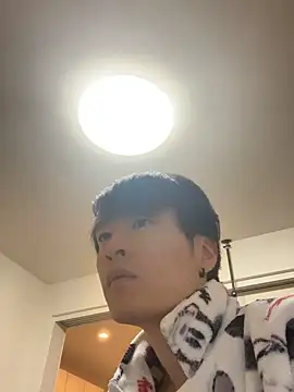 Snapshot of IroManager chatting on November 30, 9:08 pm IroManager online show from November 30, 9:08 pm