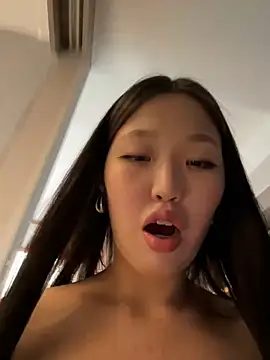 Aiko Yumi online show from December 22, 10:06 am