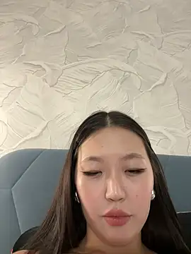 Aiko Yumi online show from February 24, 4:58 pm