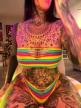 Snapshot of caseykey chatting on November 26, 2:51 pm caseykey online show from November 26, 2:51 pm