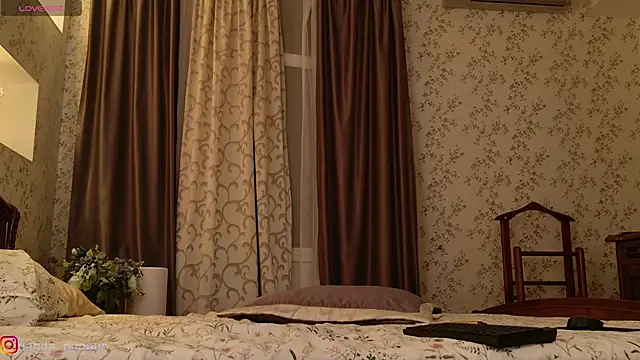 Snapshot of Neko_Kimiko chatting on January 19, 4:04 pm Neko Kimiko online show from January 19, 4:04 pm