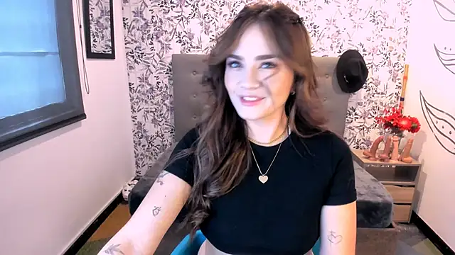 KataHot  online show from December 23, 7:41 pm