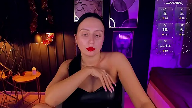 Snapshot of Christy_Calypso chatting on December 30, 11:17 pm Christy Calypso online show from December 30, 11:17 pm