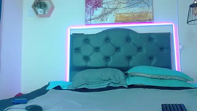 Kim clark1 online show from September 12, 2:50 pm