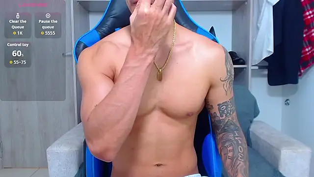 Tristan-bm online show from October 22, 1:55 pm