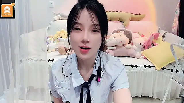 AKiKi711 online show from September 12, 4:34 am