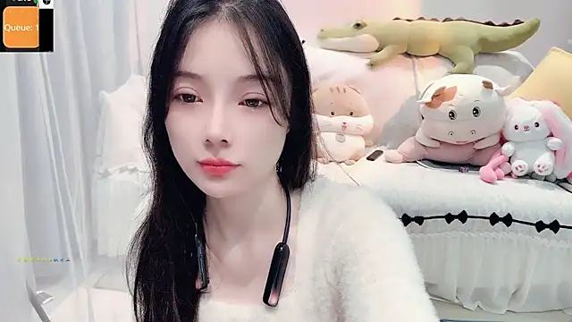 AKiKi711 online show from October 23, 3:33 pm