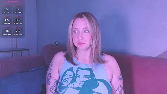 Snapshot of Oh_mylissa chatting on November 17, 8:36 pm Oh mylissa online show from November 17, 8:36 pm