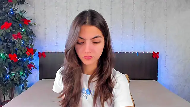 Milana Crystal  online show from January 13, 8:15 am