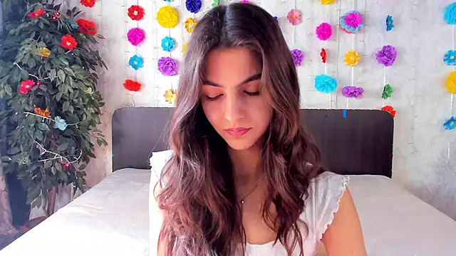 Milana Crystal  online show from March 20, 11:27 am