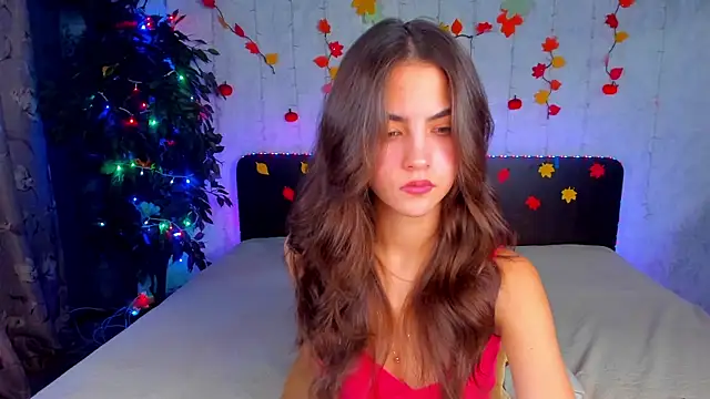 Milana Crystal  online show from November 6, 8:15 am