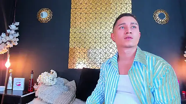 francesco evan online show from March 18, 7:42 pm