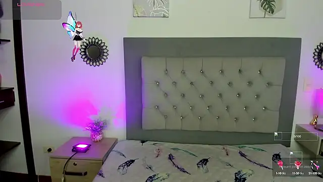 Snapshot of Kylie2211 chatting on October 7, 2:31 am Kylie2211 online show from October 7, 2:31 am