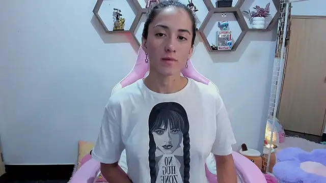 SharonSander online show from January 11, 6:14 am