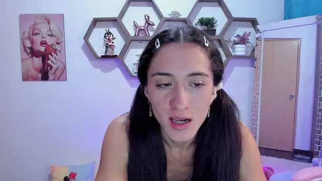 SharonSander online show from February 14, 10:07 am