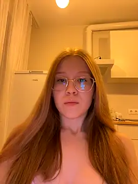 Eva Weyne online show from October 8, 7:22 pm