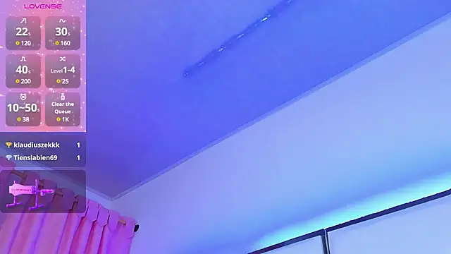 SarayRoyse online show from February 6, 10:10 pm