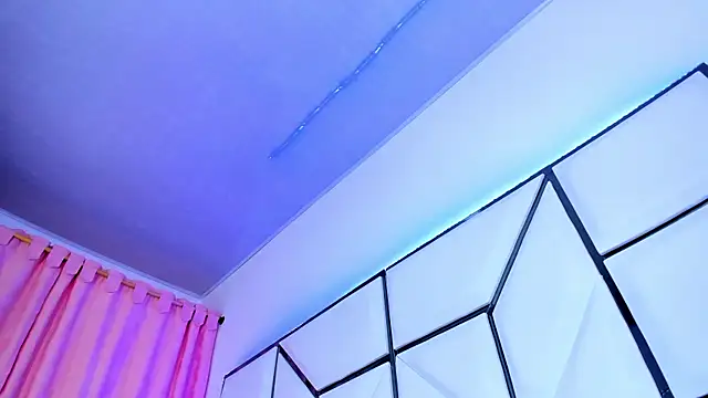 SarayRoyse online show from February 25, 10:18 pm