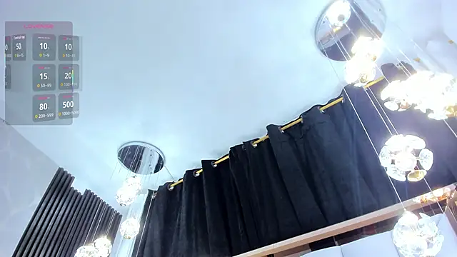 SarayRoyse online show from October 16, 7:37 pm