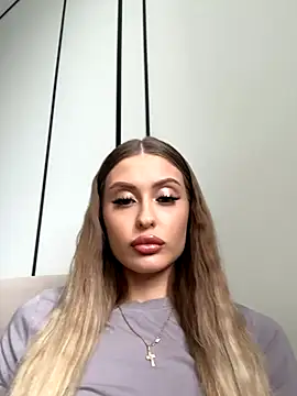 Sweet  Milly online show from September 14, 12:15 pm