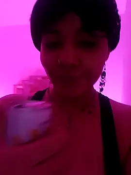 Evelynn online show from January 5, 4:58 am