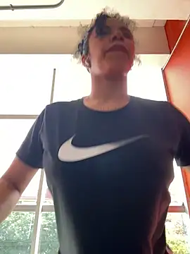 Brunettexio online show from February 2, 7:04 pm