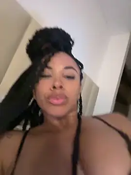 Brunettexio online show from February 22, 5:02 pm