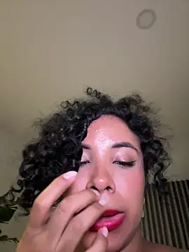 Brunettexio online show from March 7, 5:18 am