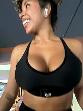 Brunettexio online show from November 7, 7:03 pm