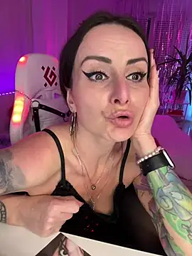  AHHA  online show from February 15, 8:44 am