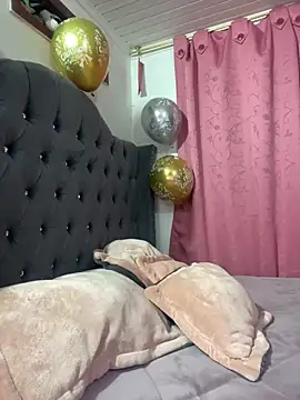 CristalGmez online show from September 13, 2:00 am