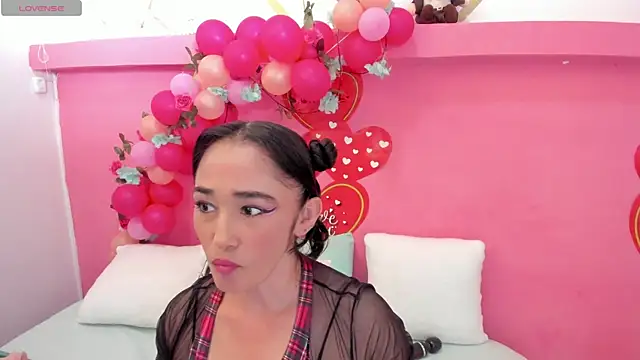 charlotte-11 online show from September 25, 3:16 pm