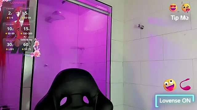 Snapshot of Victoria_Kastelo chatting on October 2, 7:10 pm Victoria Kastelo online show from October 2, 7:10 pm