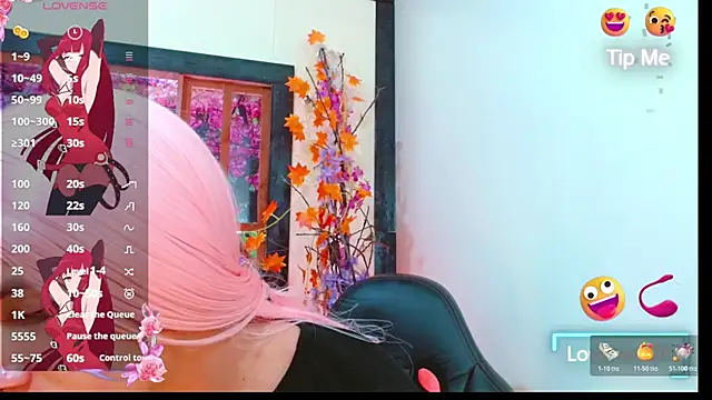 Snapshot of Victoria_Kastelo chatting on October 31, 2:07 pm Victoria Kastelo online show from October 31, 2:07 pm