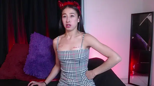 Snapshot of _Tattoo_Couple chatting on February 6, 2:15 pm Tattoo Couple online show from February 6, 2:15 pm