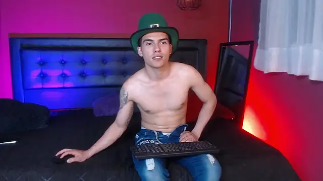 Snapshot of _Tattoo_Couple chatting on March 15, 7:59 pm Tattoo Couple online show from March 15, 7:59 pm