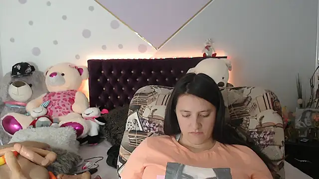 Snapshot of Lorenahot_06 chatting on March 3, 9:26 pm Lorenahot 06 online show from March 3, 9:26 pm