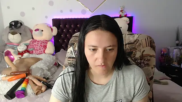 Snapshot of Lorenahot_06 chatting on September 16, 4:19 pm Lorenahot 06 online show from September 16, 4:19 pm