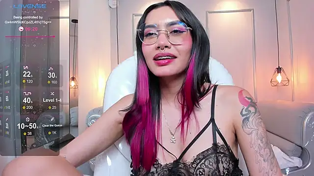 AzuraKindong online show from February 28, 1:26 am