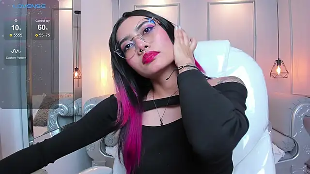 AzuraKindong online show from March 7, 10:32 pm