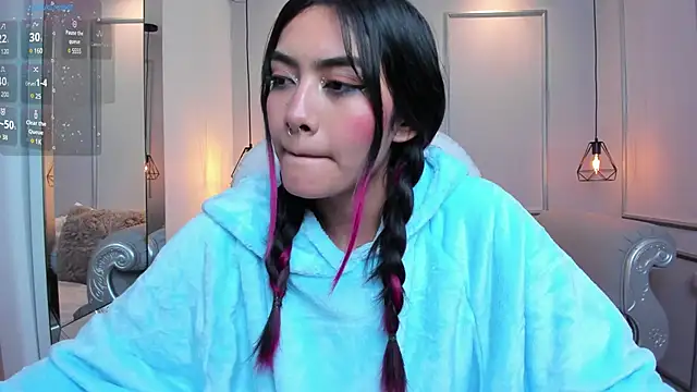 AzuraKindong online show from March 10, 10:24 pm