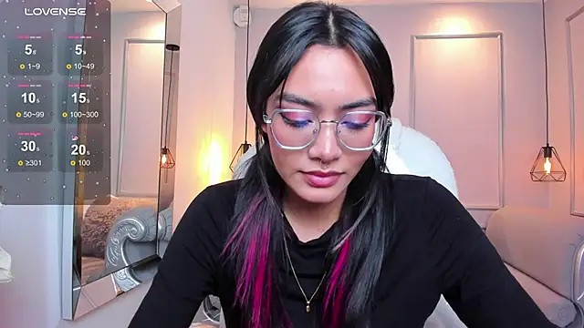 AzuraKindong online show from September 17, 7:26 pm